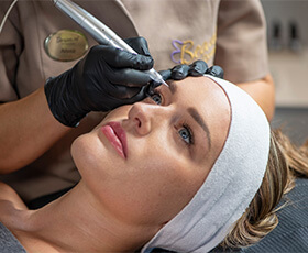 PMU of te wel permanente make up voor de wenkbrauwen